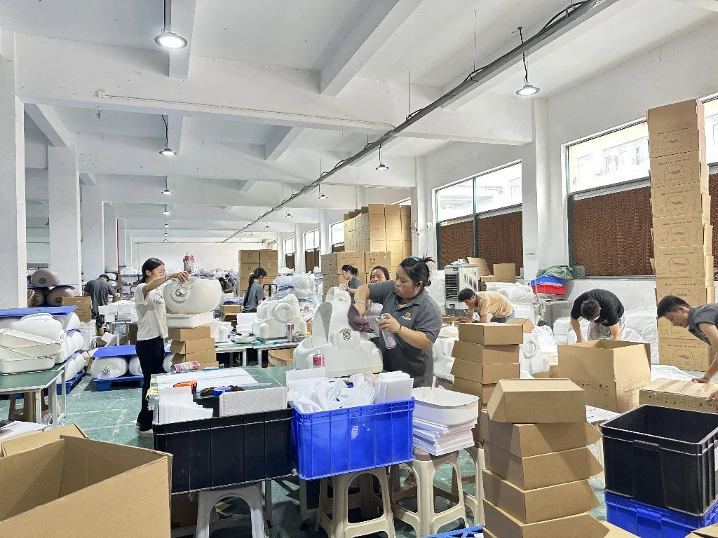 KTX-088339 Automatic Smart Cat Litter Box with Enclosed Fresh Air Tray, 40L Capacity, Eco-friendly PP Material