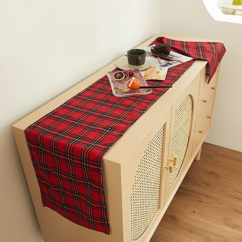 KTX-088851 Christmas Red and Green Checkered Polyester Cotton Pillowcase Cover - Multiple Sizes Available