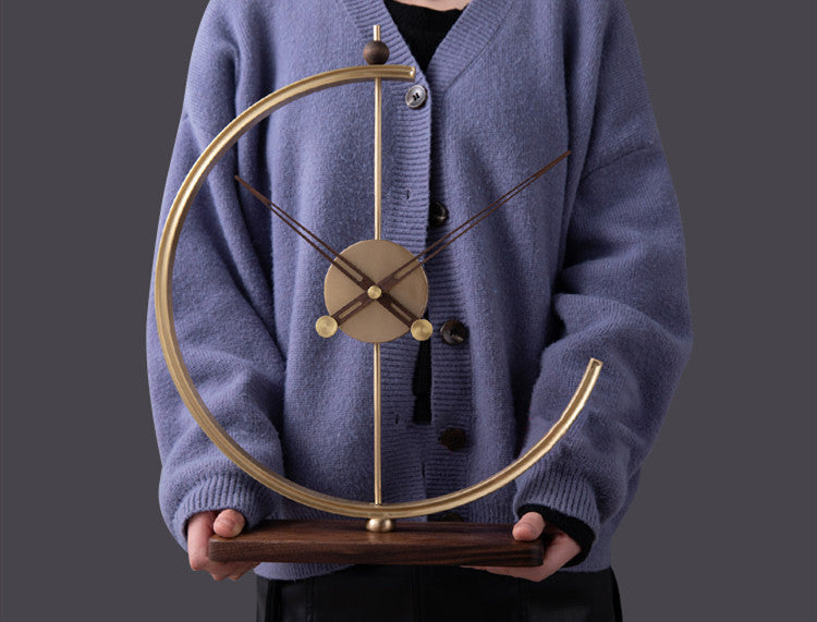 KTX-093971 Elegant Chinese Walnut and Copper Silent Clock - 14 Inch Decorative Wall Art for Living Room