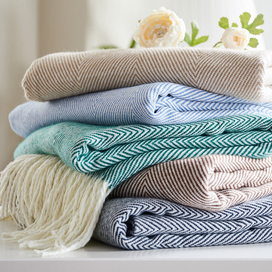 KTX-097107 Geometric Woven Jacquard Fringe Blanket - Wool and Cashmere Blend, Multiple Colors Available, 130x170cm