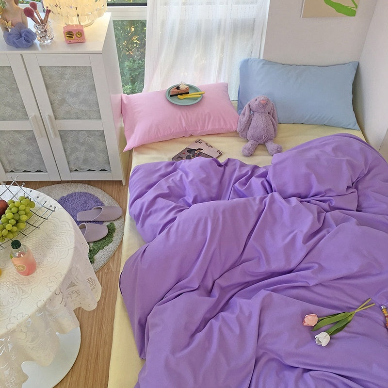 KTX-097939 Heart-Patterned Four-Piece Bedding Set in Mix and Match Colors