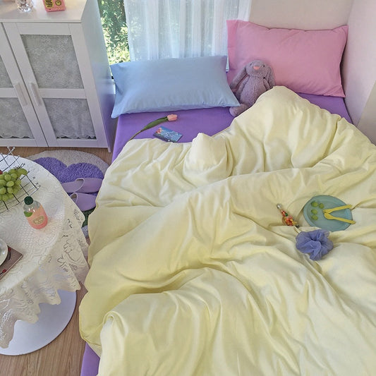 KTX-097939 Heart-Patterned Four-Piece Bedding Set in Mix and Match Colors