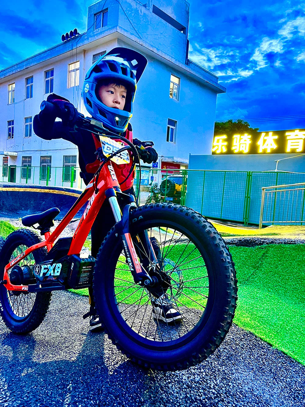 KTX-100819 Electric Balance Bike for Kids 20 Inch 36V 800W with Pedal, Aluminum Frame, Hydraulic Brake, 3 Speeds, Range 12-17km