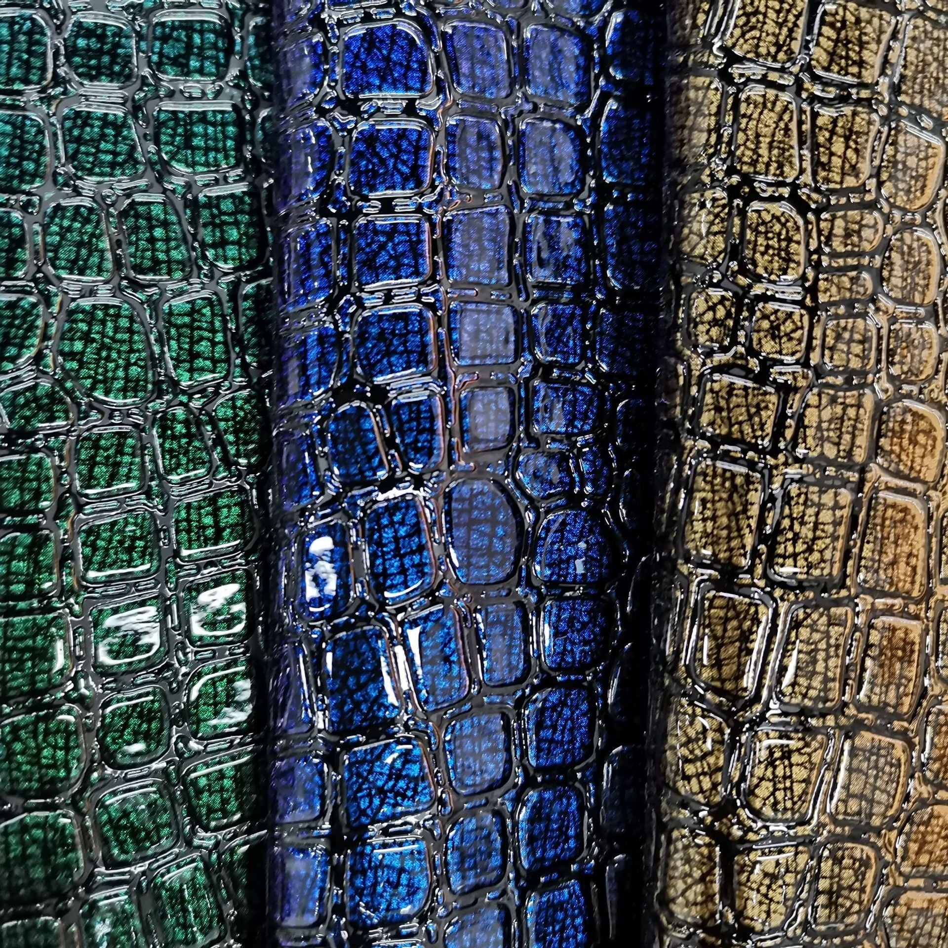 KTX-109139 Crocodile Textured PU Leather Handbag - Versatile Bright Color Options