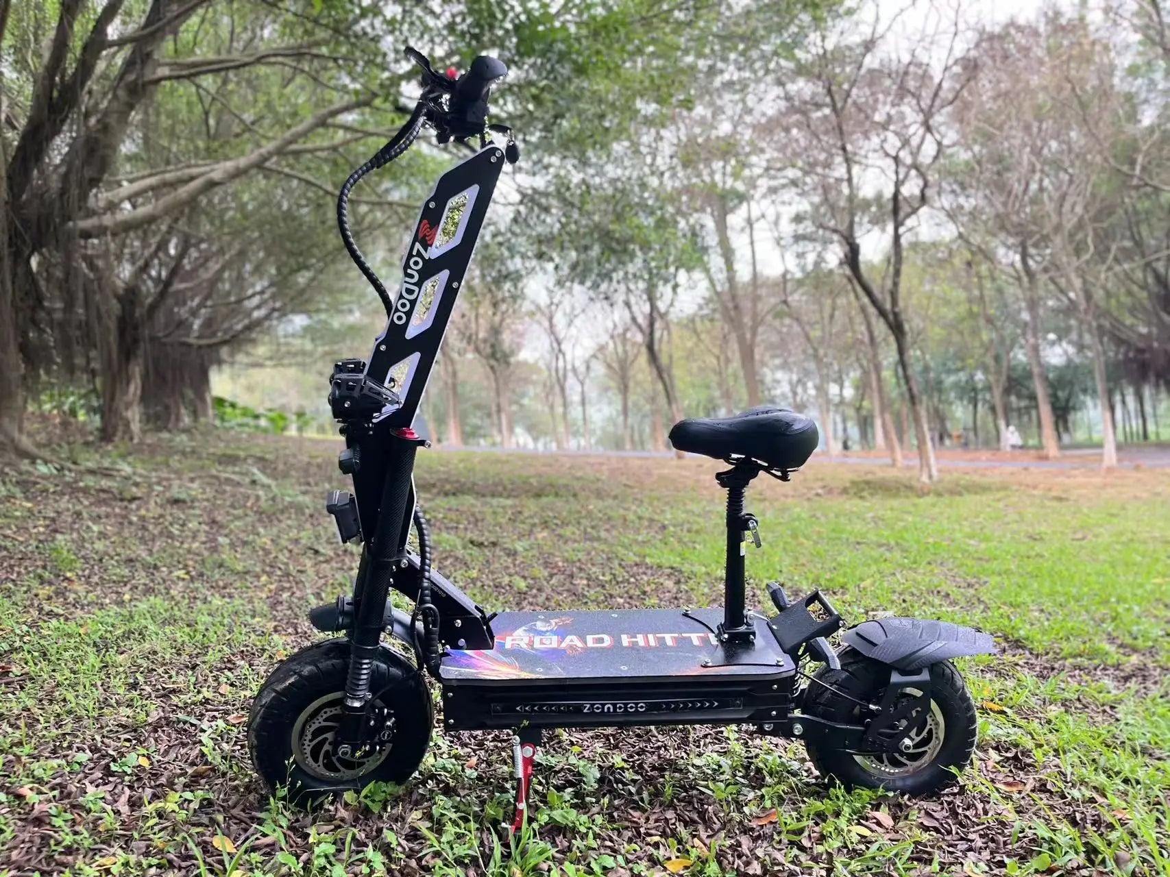 KTX-113939 72V Dual Motor Folding Electric Scooter, 4000W Power, Max Speed 68MPH, 13-Inch Tires