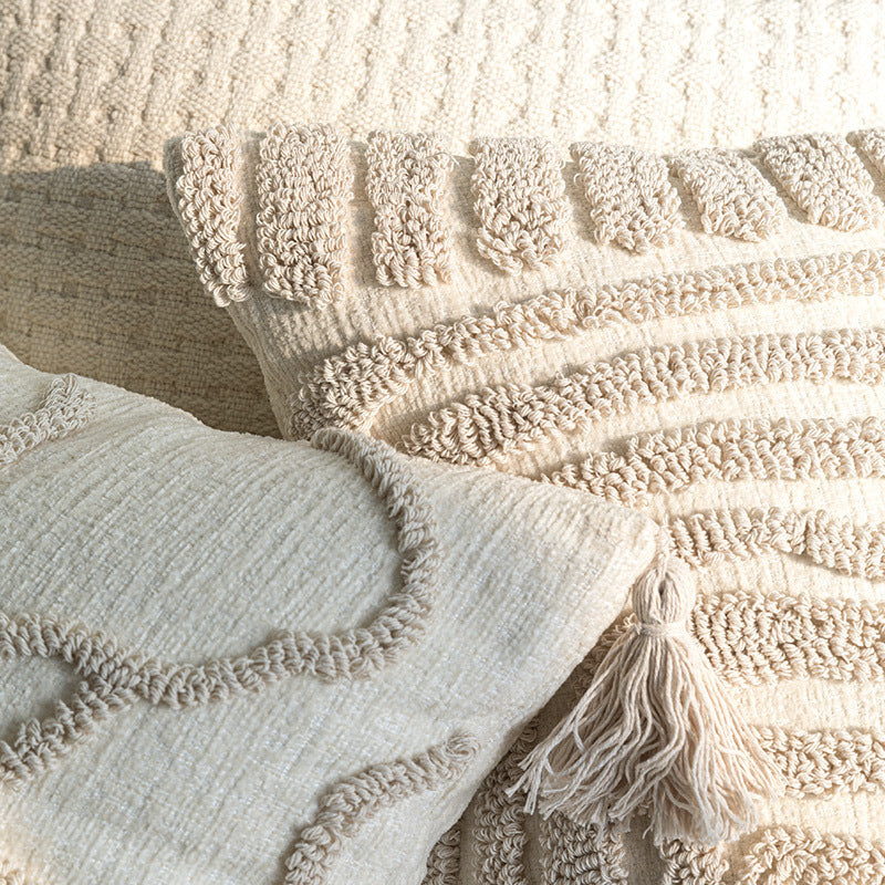 KTX-129619 Cream Velvet Throw Pillowcase with Three-Dimensional Embroidery – Various Sizes Available