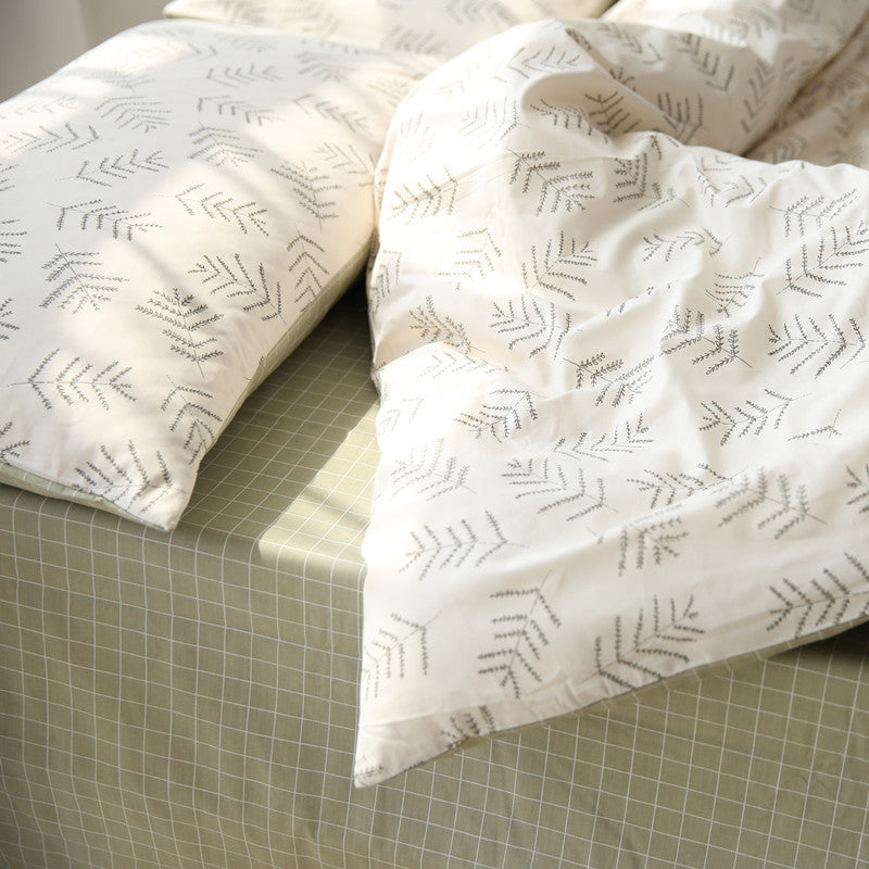 KTX-141907 Cotton Four-Piece Bed Sheet Set with American Pastoral Flower Print