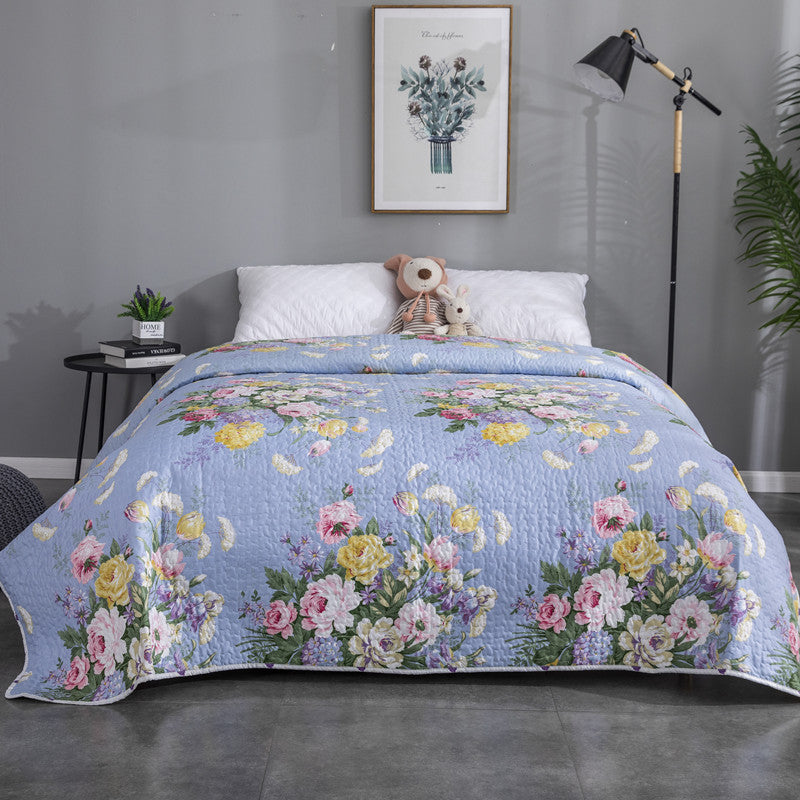 KTX-153747 Cooling Summer Quilt - Plush Polyester Cotton Bed Cover with Floral Pattern, 220x240CM