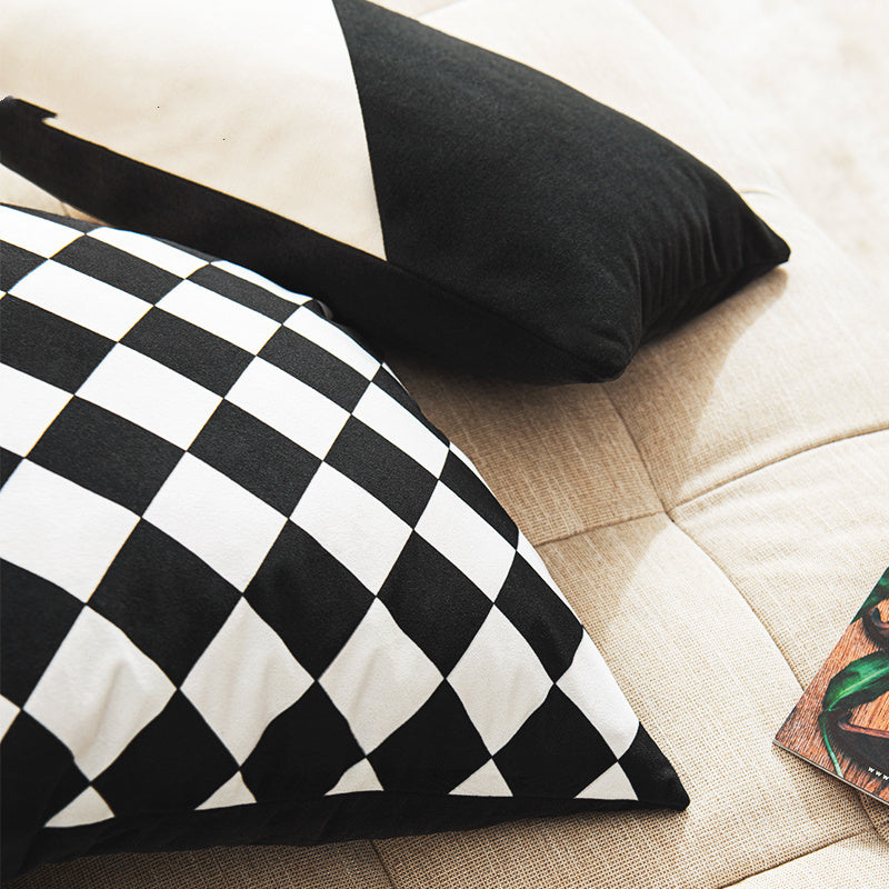 KTX-163539 Modern Black and White Geometric Velvet Pillow - Stylish Cushion with PP Cotton Filling, Multiple Sizes Available