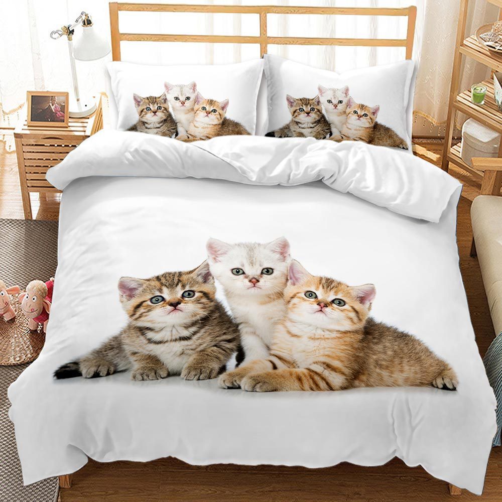KTX-174803 Three-Piece Realistic Animal Quilt Cover Set for Cats and Dogs - Modern Polyester Bedding with Flower Design