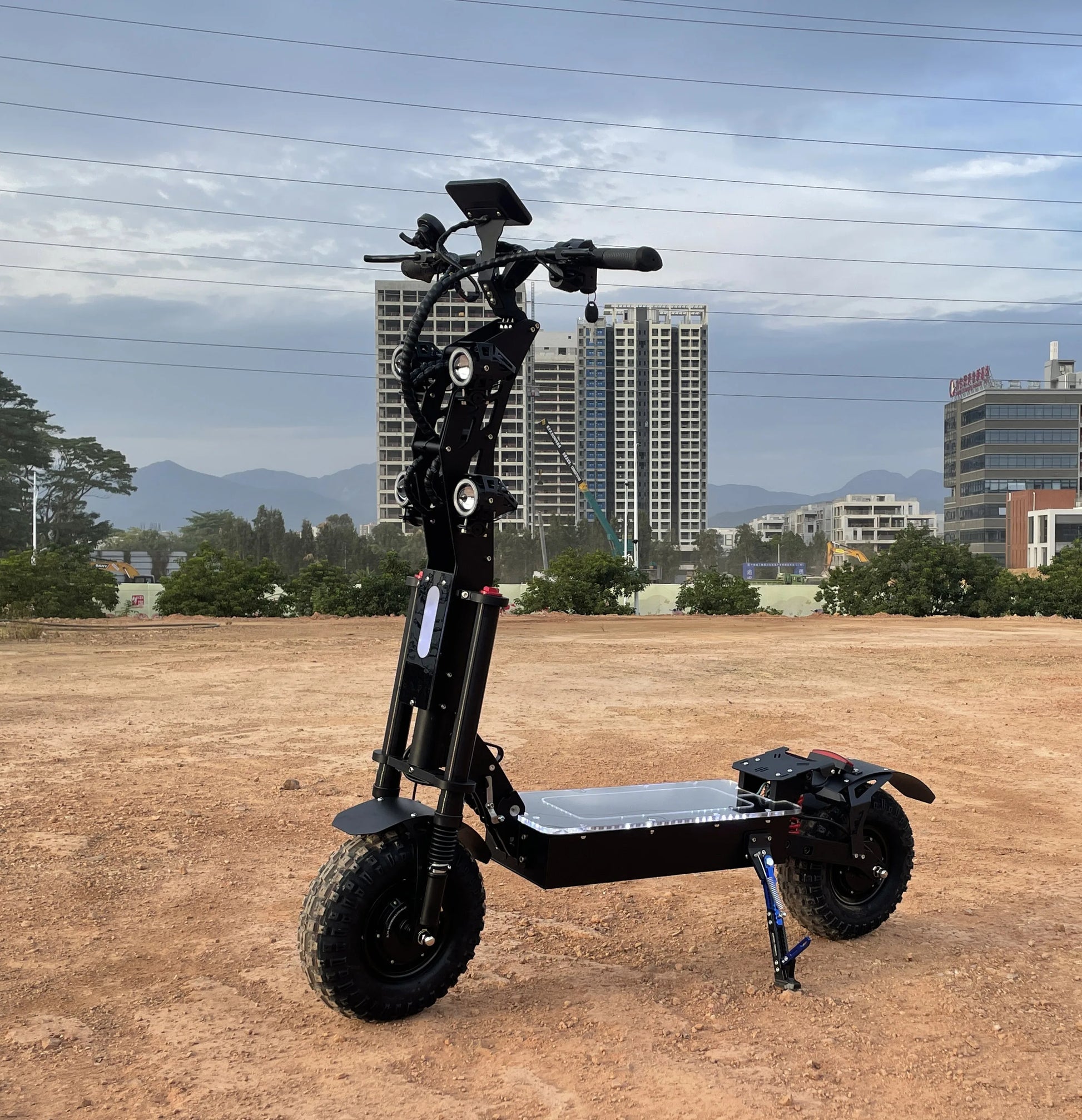 KTX-179475 High Power 72V 10000W Electric Scooter with Dual Motors and 14-Inch Off-Road Tires, Max Speed 120km/h