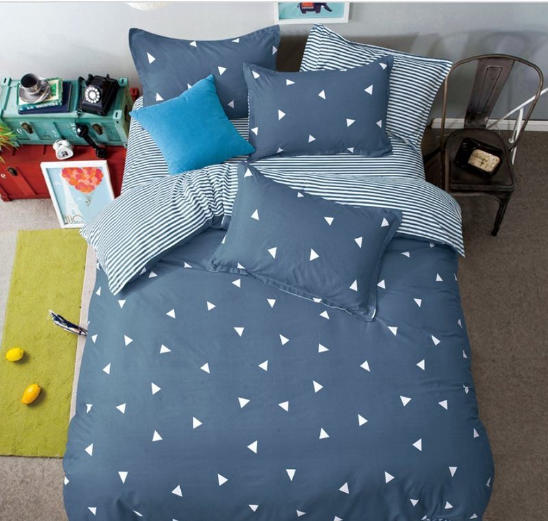 KTX-179923 4-Piece Geometric Diamond Velvet Bedding Set with Sanded Finish