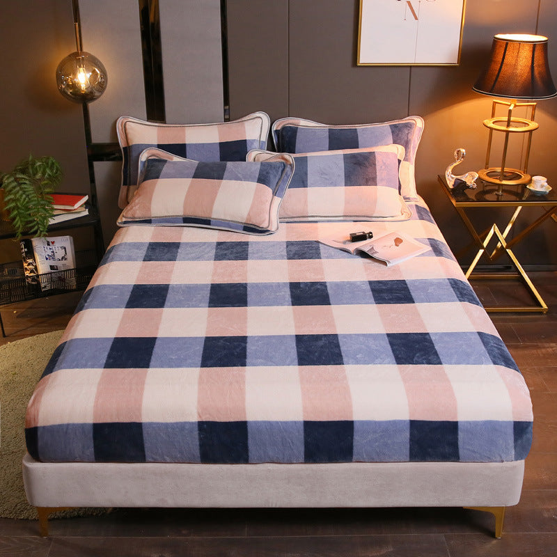 KTX-203155 Warm Flannel Cartoon Printed Fitted Sheet - Cozy Winter Mattress Cover in Various Design Options