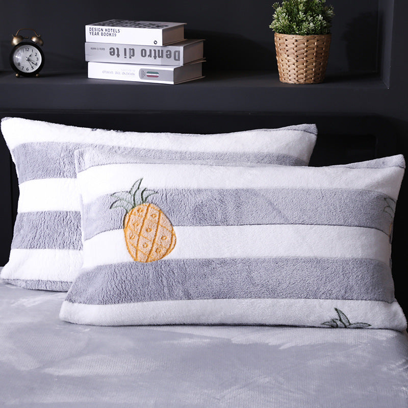 KTX-203155 Warm Flannel Cartoon Printed Fitted Sheet - Cozy Winter Mattress Cover in Various Design Options