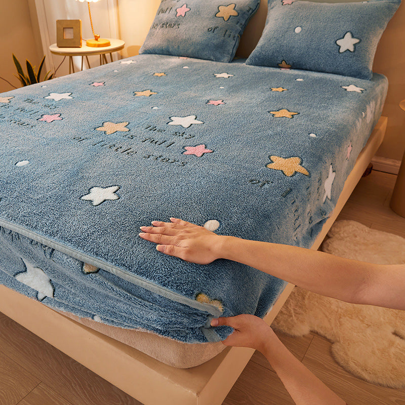 KTX-210067 Flannel Fitted Sheet with Cartoon Snowflake Patterns – Available in Multiple Sizes and Designs