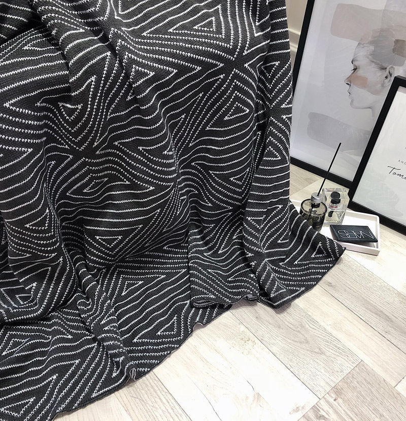 KTX-211987 Nordic Knitted Woollen Acrylic Blanket 130 cm x 170 cm