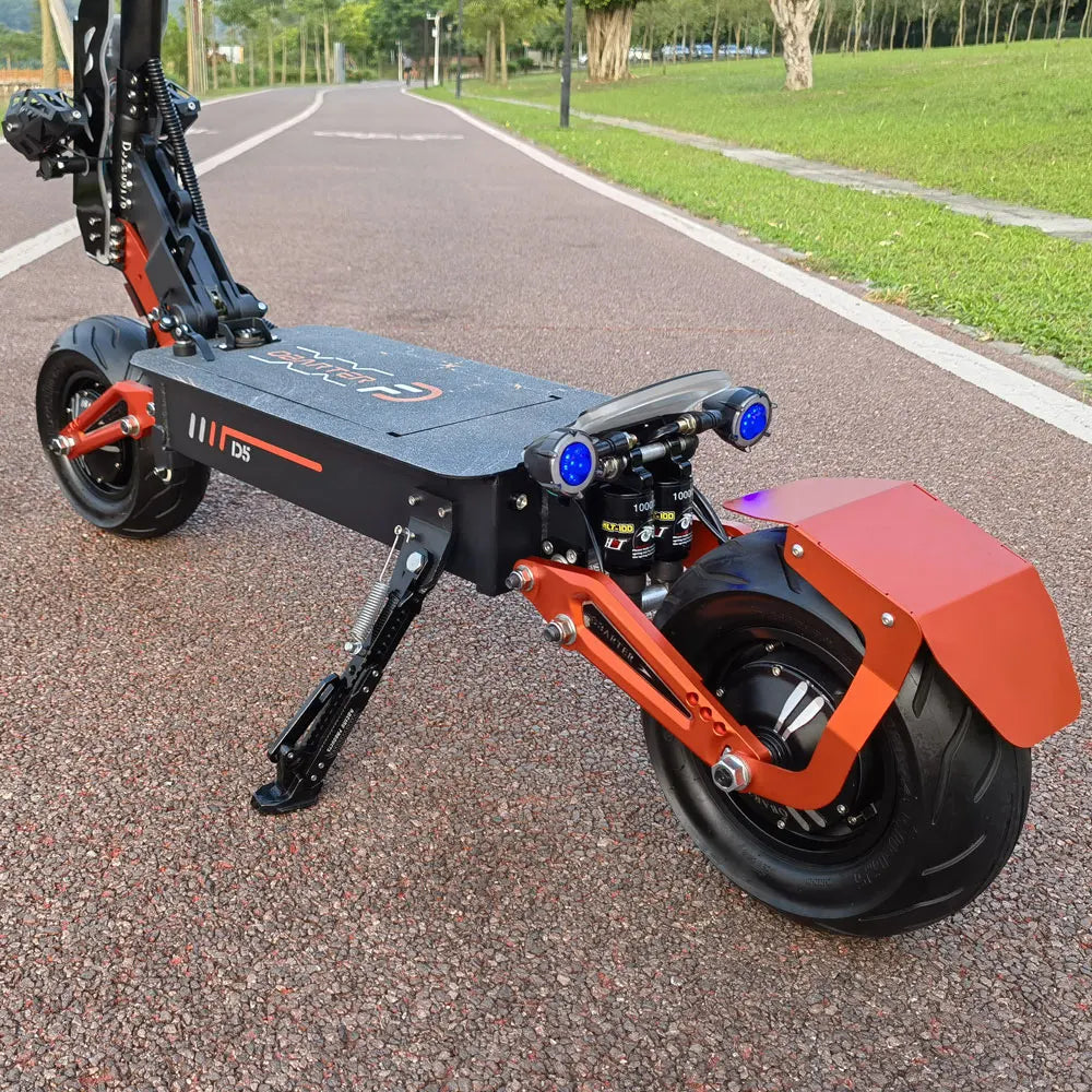 KTX-212243 5000W Dual Motor Electric Scooter, 12-Inch Tires, 60-120km Range, 60-70km/h Speed