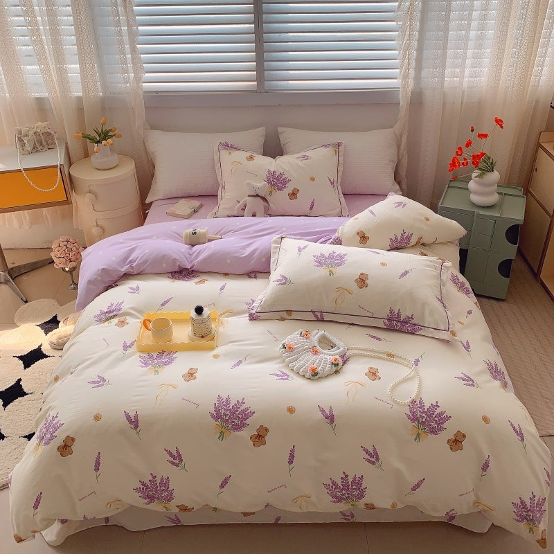 KTX-231315 Cotton Four-Piece Bed Set with Simple Print Design - Duvet Cover, Bed Sheet, and Pillowcases