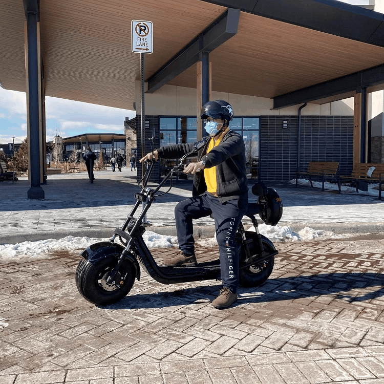 KTX-244179 Powerful 2000W Fat Tire Electric Scooter with 60V Battery, 60-80km Range and Max Speed of 65km/h