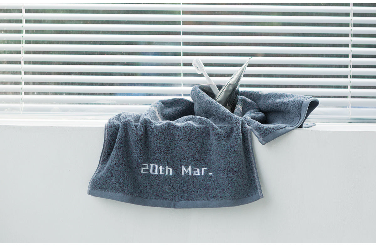 KTX-252307 Personalized Pure Cotton Birthday Towels with Embroidery - 74x34cm