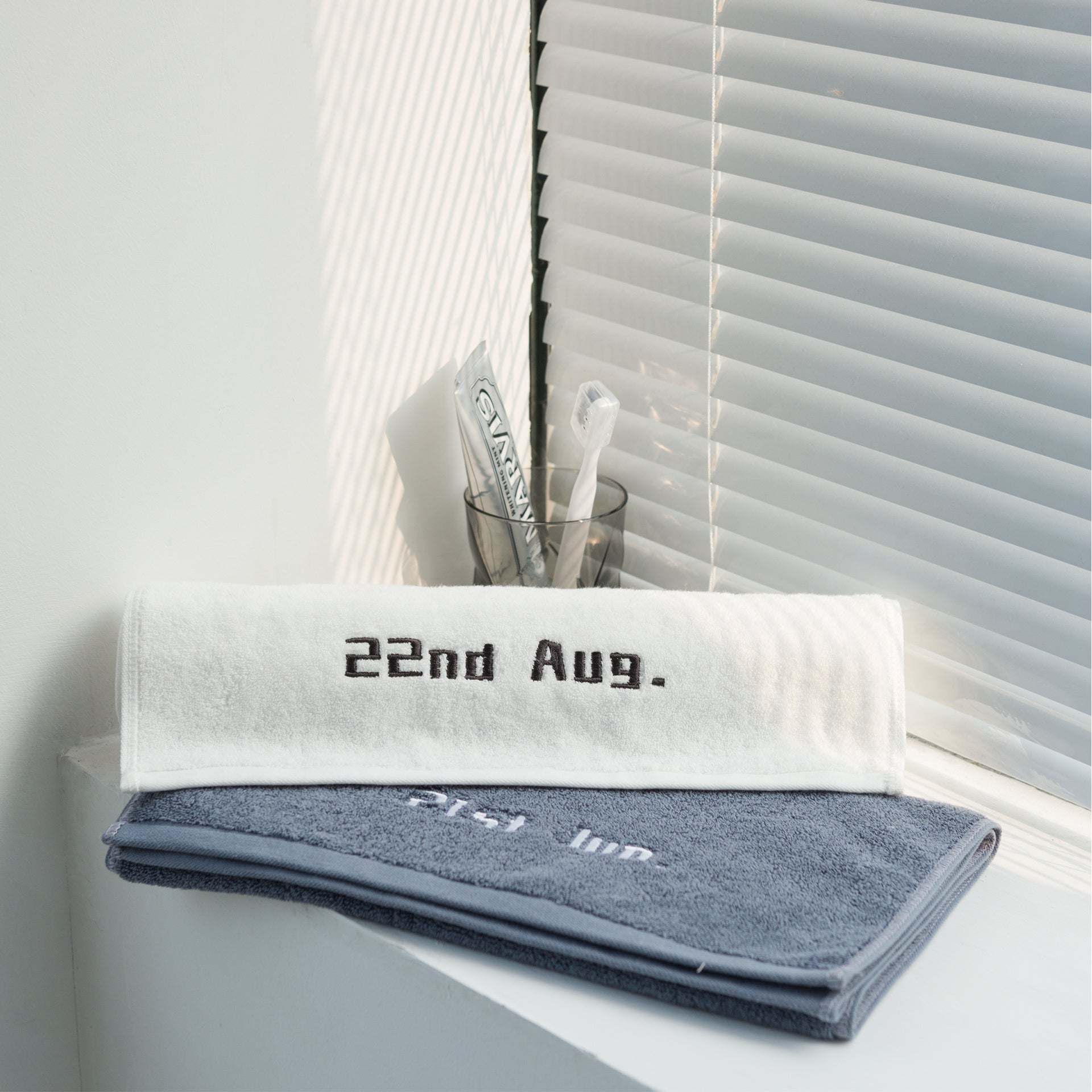 KTX-252307 Personalized Pure Cotton Birthday Towels with Embroidery - 74x34cm