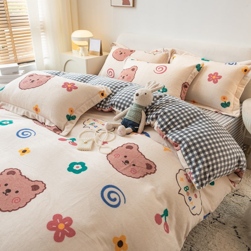 KTX-252691 Winter Coral Velvet Four-Piece Bedding Set with Fun Patterns and Soft Material