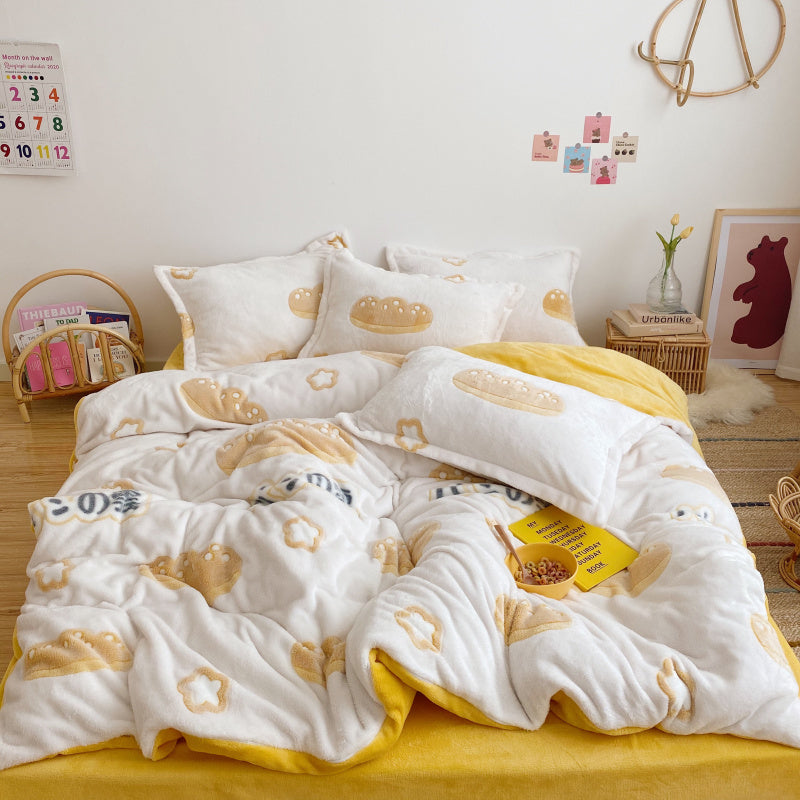 KTX-283667 Cozy Four-Piece Princess Heart and Snowflake Velvet Coral Bedding Set