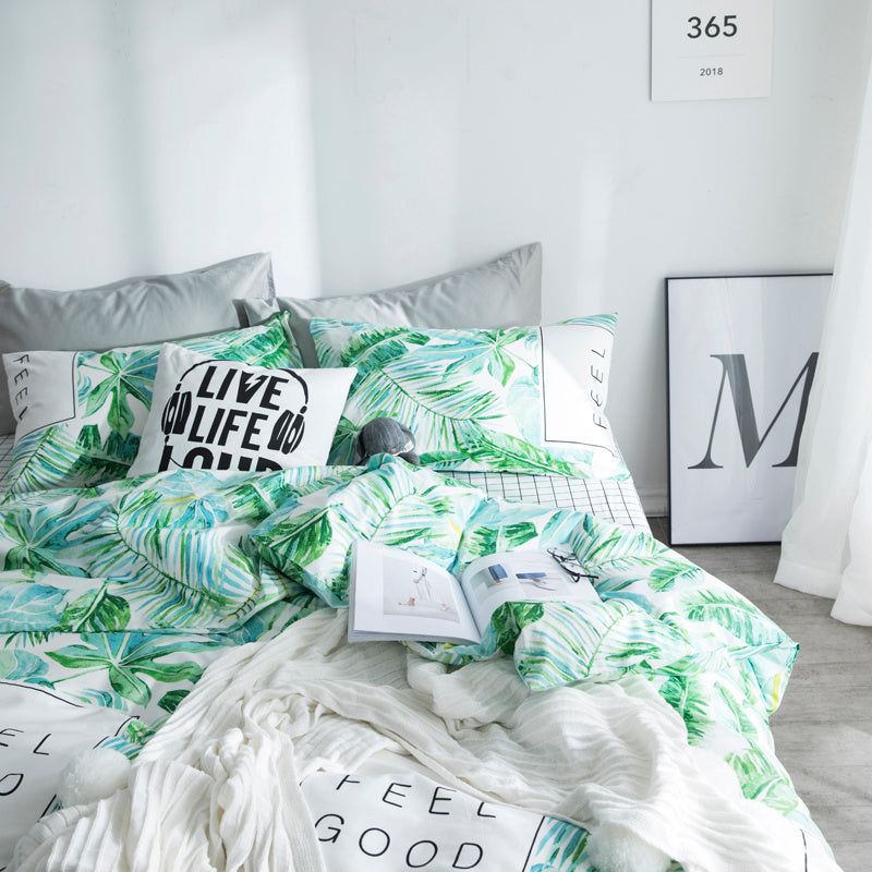 KTX-284819 Four-Piece Cotton Plant and Flower Quilt Cover Set