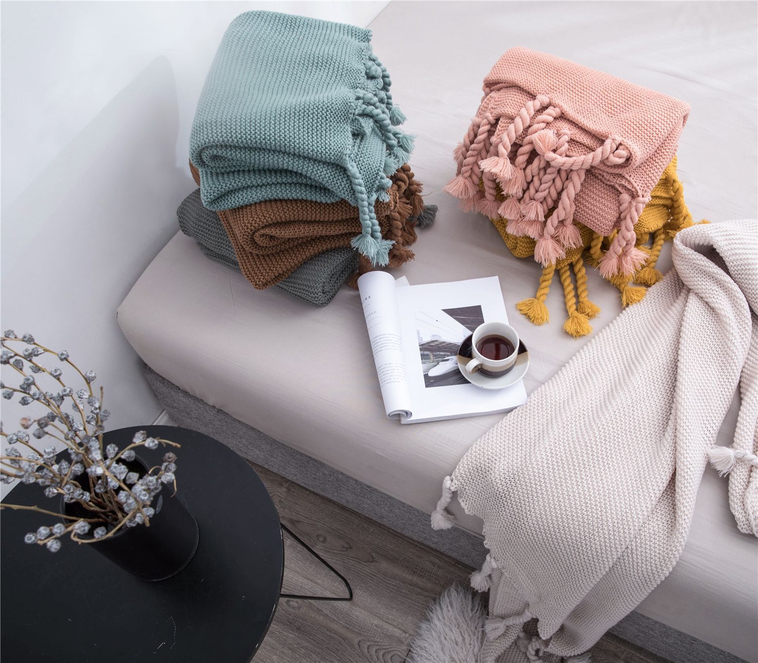 KTX-307219 Solid Color Knitted Wool Blanket - 130x170cm, Four Seasons Use, Modern Simplicity