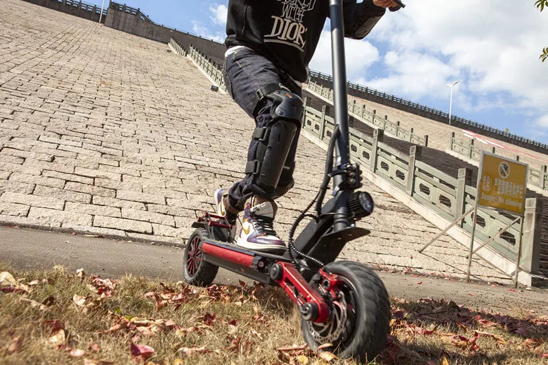 KTX-309715 Powerful 60V Electric Scooter S011 with 10-inch Offroad Tires, 60-80km Range and 65 km/h Max Speed