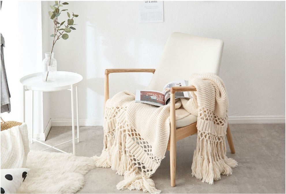 KTX-309843 Handmade Hollow Knitted Blanket with Tassels, 120x180cm, Polyacrylonitrile Material