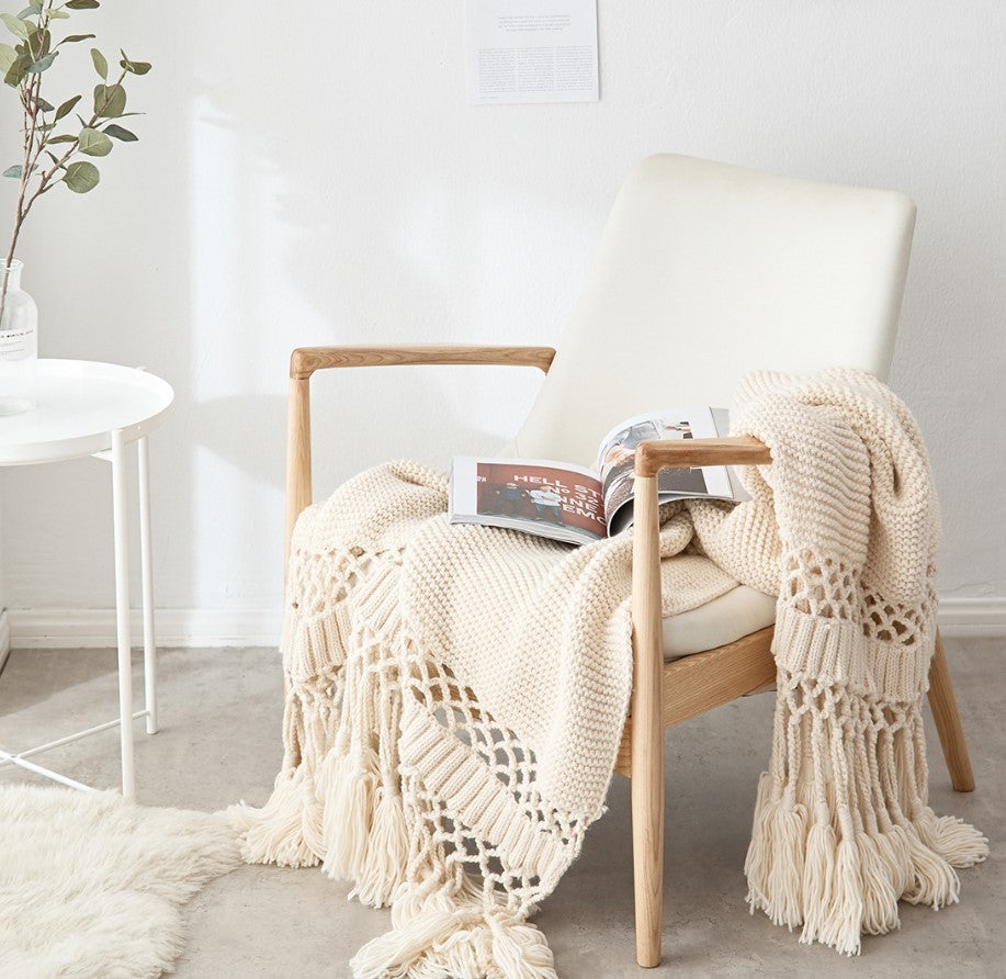 KTX-309843 Handmade Hollow Knitted Blanket with Tassels, 120x180cm, Polyacrylonitrile Material