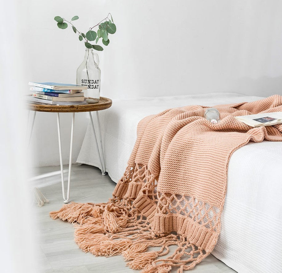 KTX-309843 Handmade Hollow Knitted Blanket with Tassels, 120x180cm, Polyacrylonitrile Material
