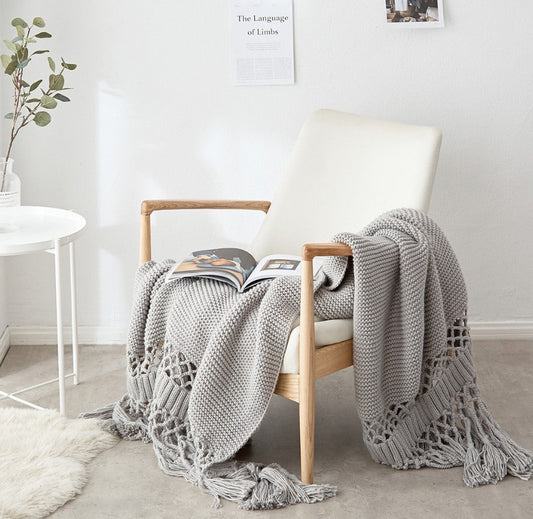 KTX-309843 Handmade Hollow Knitted Blanket with Tassels, 120x180cm, Polyacrylonitrile Material