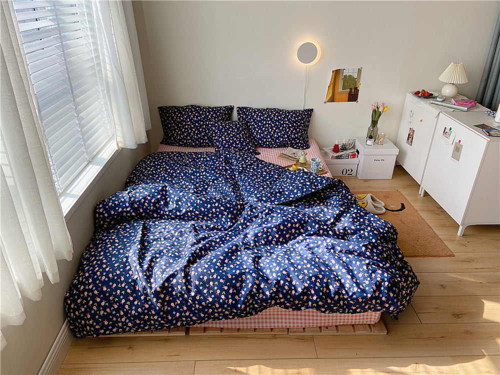 KTX-335699 Cotton 4-Piece Bed Sheet Set with Quilt and Pillow Covers for Comfortable Sleeping