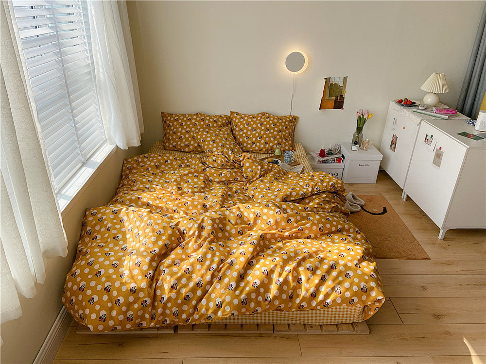 KTX-335699 Cotton 4-Piece Bed Sheet Set with Quilt and Pillow Covers for Comfortable Sleeping