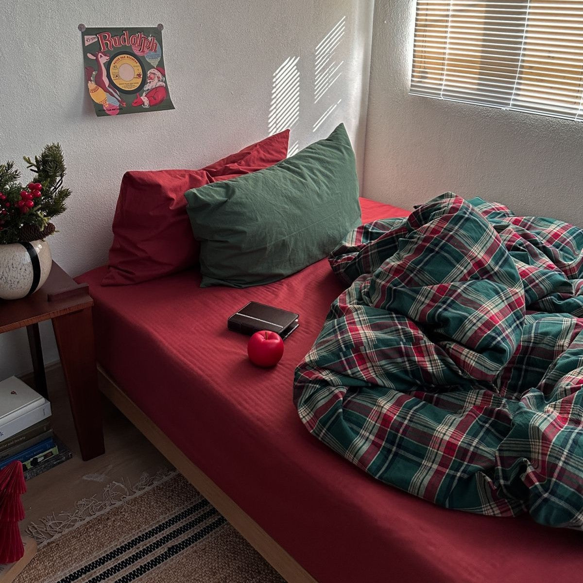 KTX-348691 Nordic Simple Plaid Cotton Four-Piece Bed Linen Set in Washed Cotton