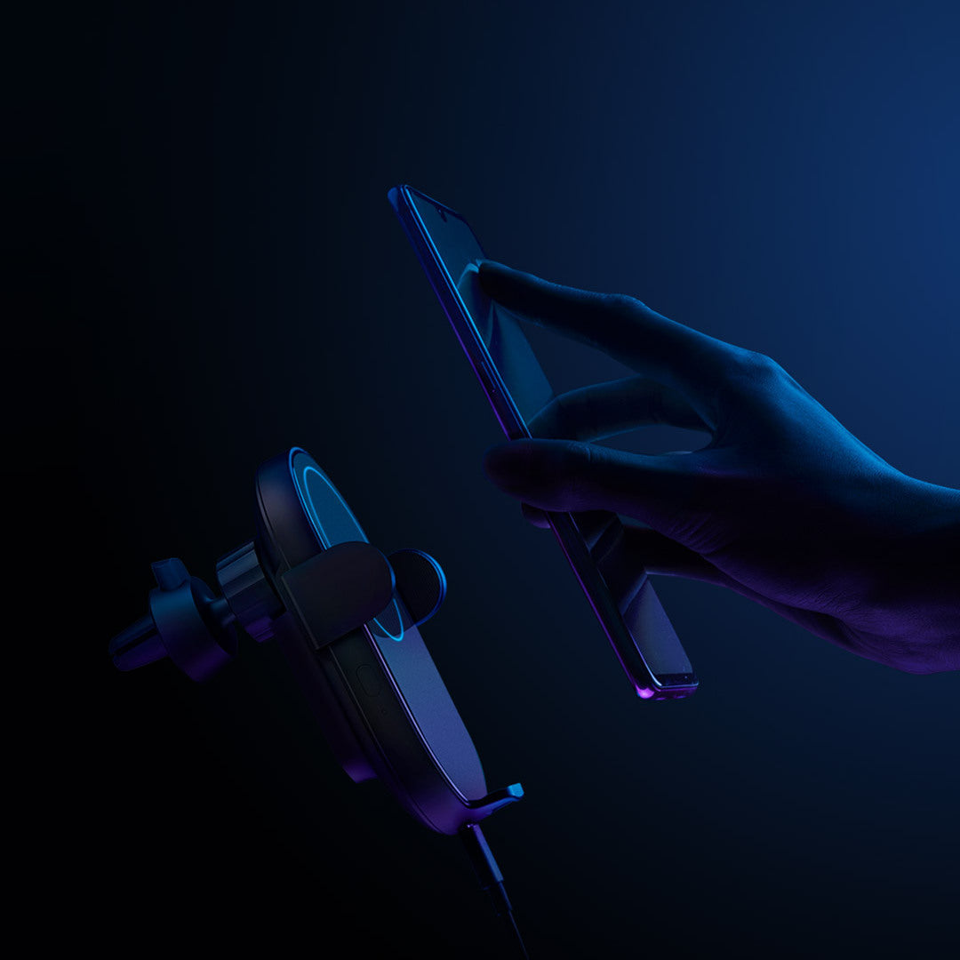 KTX-348947 20W Wireless Car Charger for Xiaomi Devices with USB-C Input, Includes Data Cable