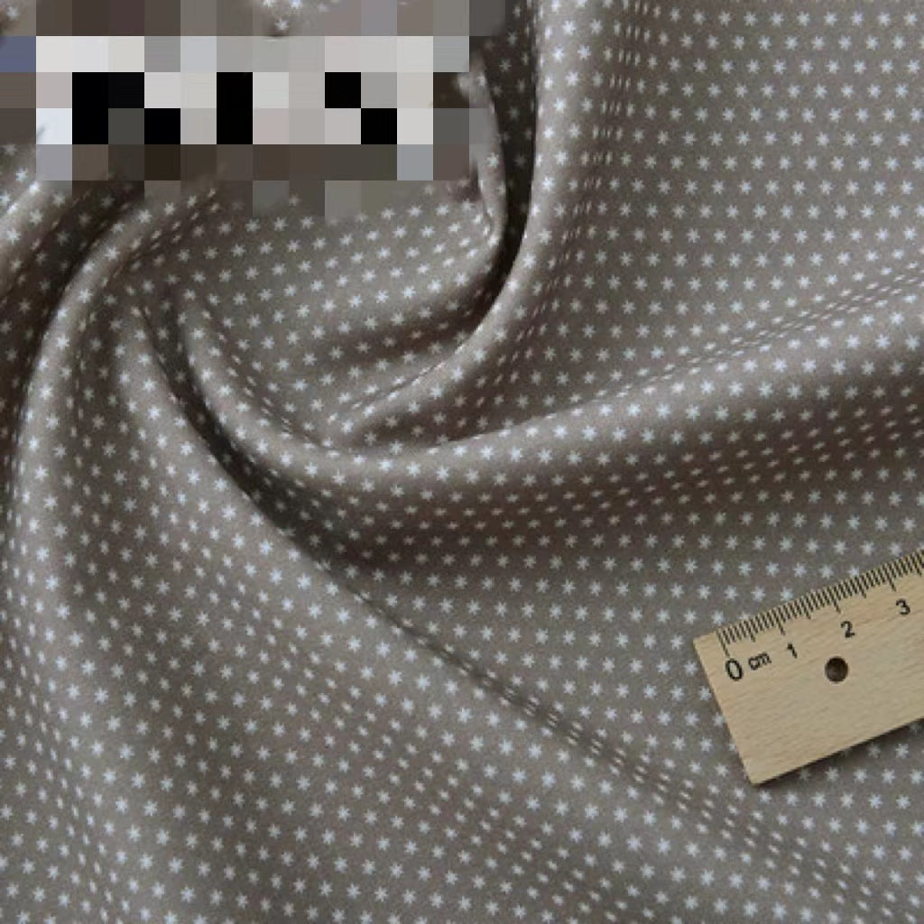 KTX-356627 Cotton Floral Print Fabric for Crafts and Sewing Projects, 145 cm Wide