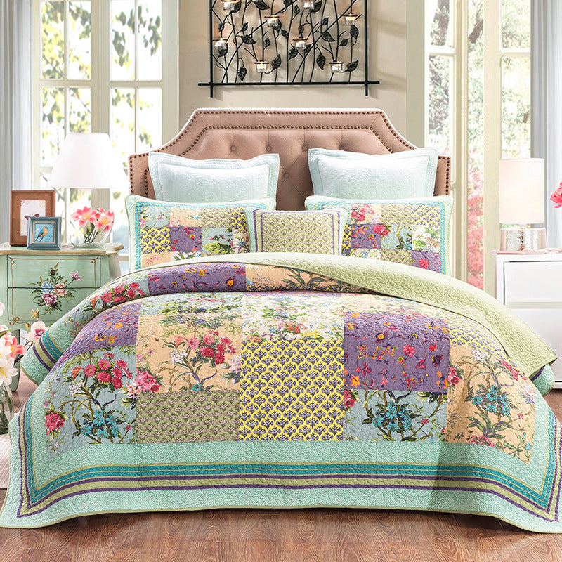 KTX-358867 Three-Piece Cotton Bedding Set with Floral Design, Suitable for 1.8m Beds, Includes Duvet Cover and Pillowcases