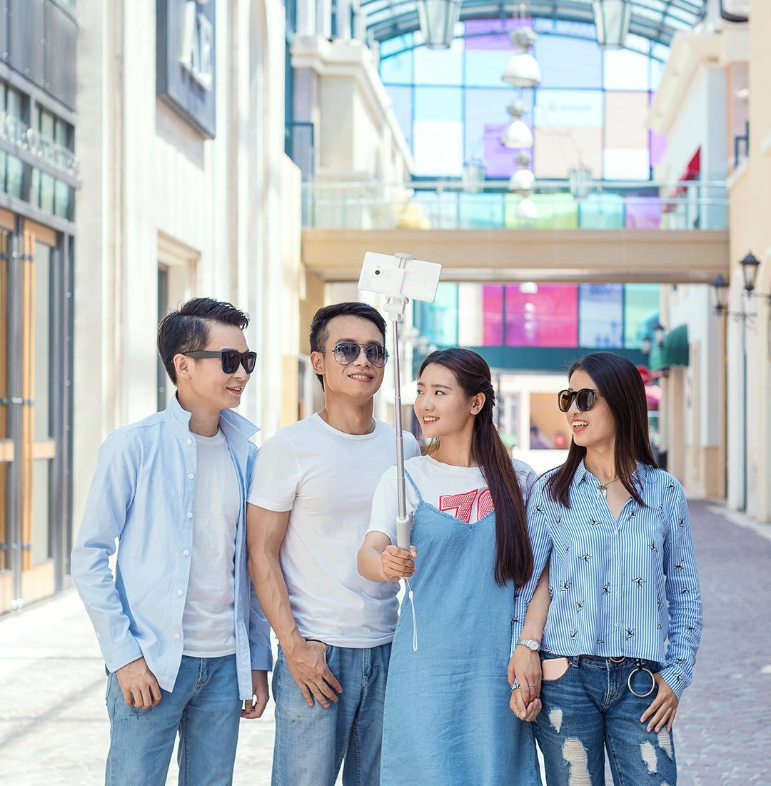 KTX-369363 Portable Bluetooth Selfie Stick with Adjustable Tripod for iPhone and Android