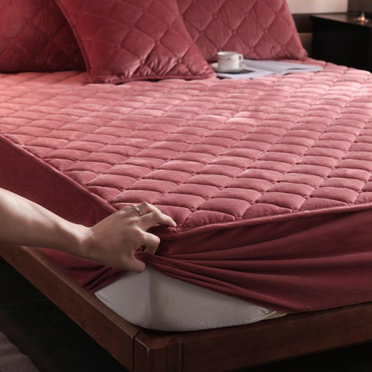 KTX-381651 Quilted Crystal Velvet Bed Sheet Cover - Non-Slip & Warm for Standard and Heightened Mattresses