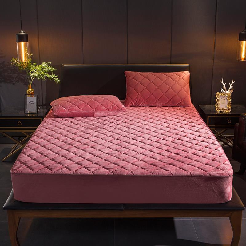 KTX-381651 Quilted Crystal Velvet Bed Sheet Cover - Non-Slip & Warm for Standard and Heightened Mattresses