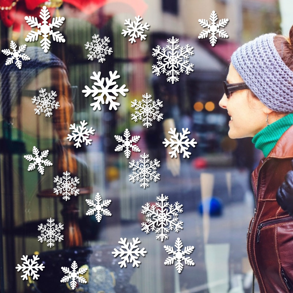 KTX-395411 White Snowflake Window Clings - 135 Pcs Static Stickers for Christmas and Winter Decorations