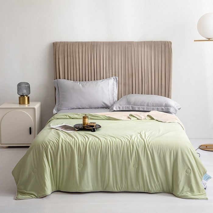 KTX-395795 Icy Silk Cool Summer Quilt in Sky Blue, Bean Paste, Avocado Green, Light Purple - Washable Polyester Fiber