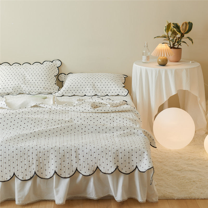 KTX-398611 Double-Sided Quilted Pure Cotton Bed Cover with White Polka Dots - 200x230cm and Two Pillowcases