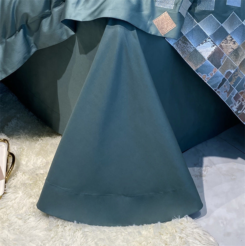 KTX-409299 Luxury Cotton Four-Piece Bedding Set with Geometric Pattern for 1.5-2m Beds