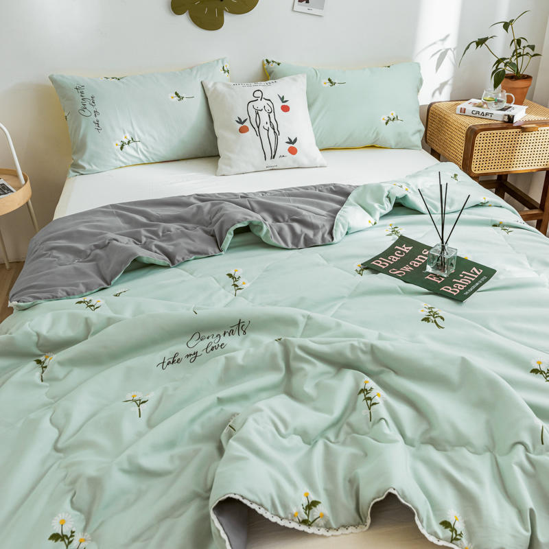 KTX-413267 Rainbow Flower Clip Cotton Summer Quilt - Delicate Lace Air Conditioner Quilt for Kids - Multiple Color Options Available