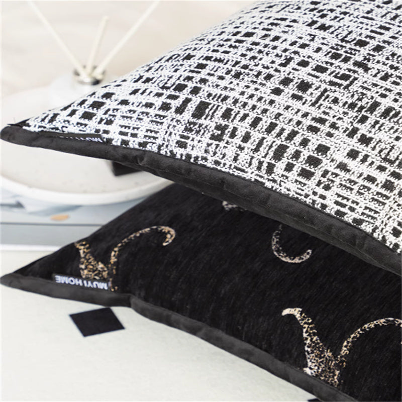 KTX-418835 Three-Dimensional Black and White Leopard Square Pillow Cover