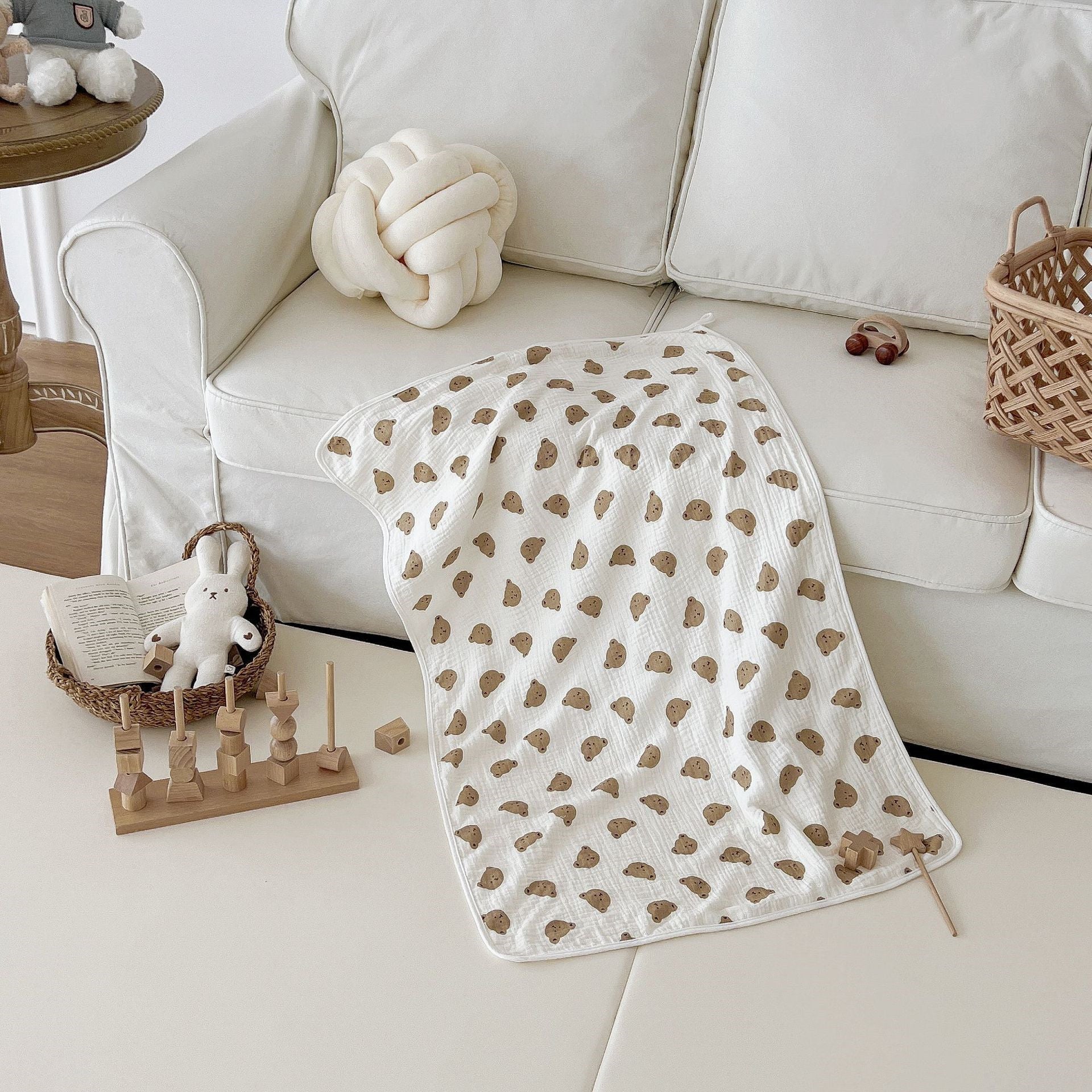 KTX-431955 Cotton Baby Bath Towel - Soft and Durable for All Seasons, Various Cartoon Patterns Available